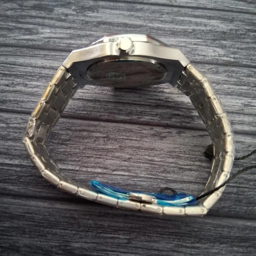 Poedagar stylish watch
